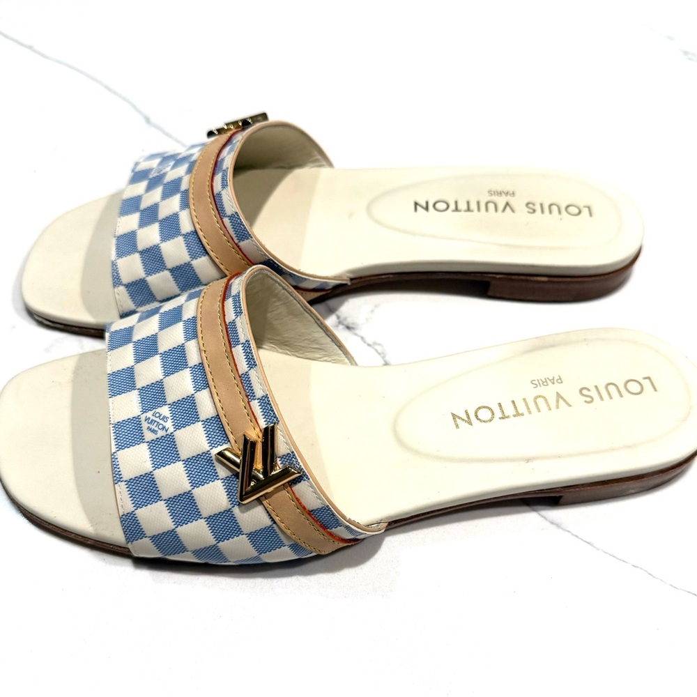 AUTHENTIC Louis Vuitton Neo Revival Flat Mule.